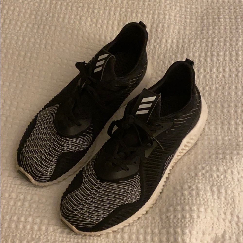 ADIDAS SNEAKERS
